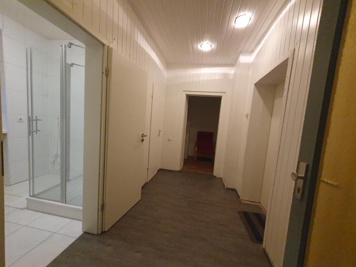 Privatzimmer An Der Uniklinik Mainz - Nur Fuer Weibliche Gaeste Exterior foto