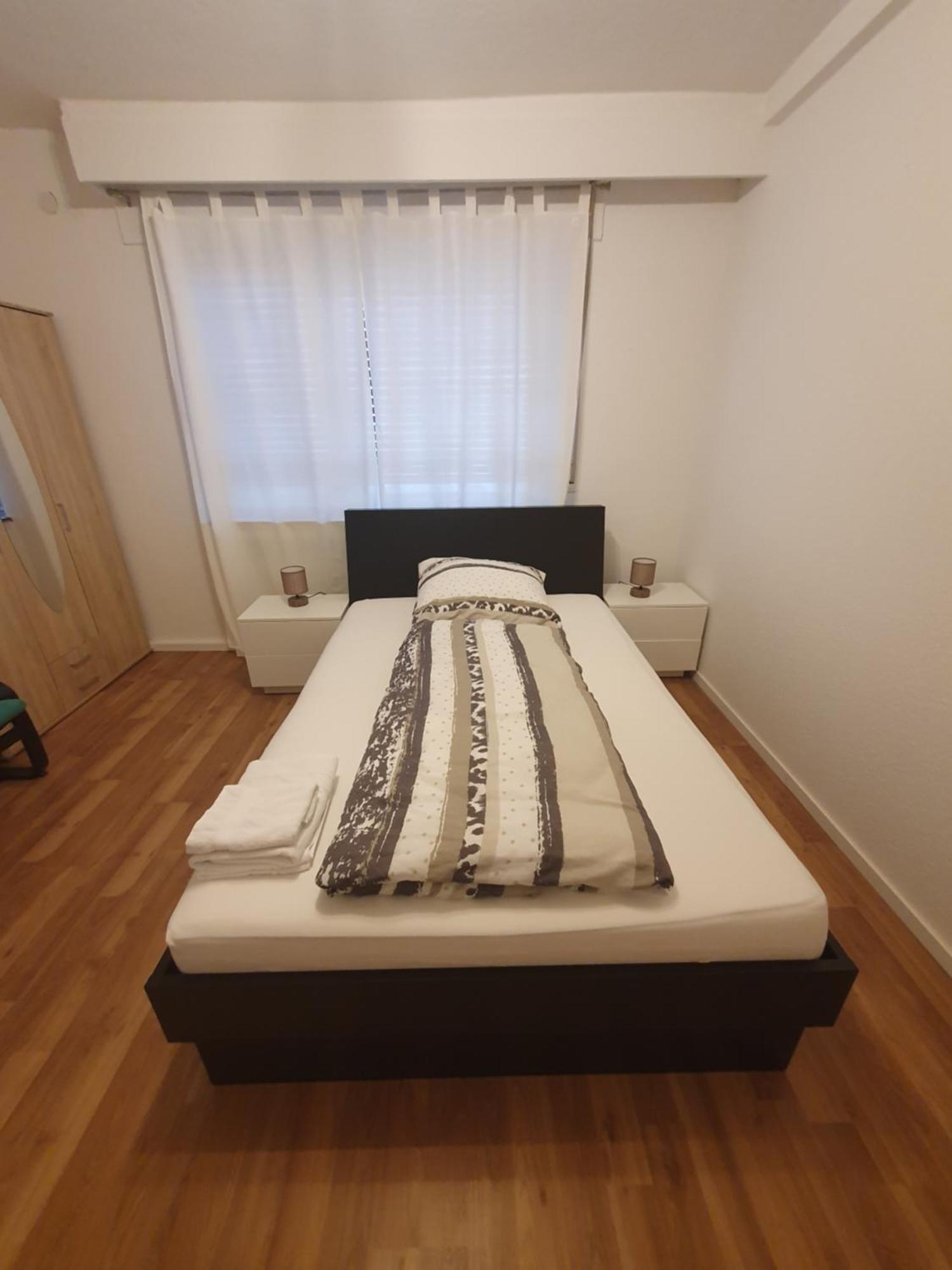 Privatzimmer An Der Uniklinik Mainz - Nur Fuer Weibliche Gaeste Exterior foto